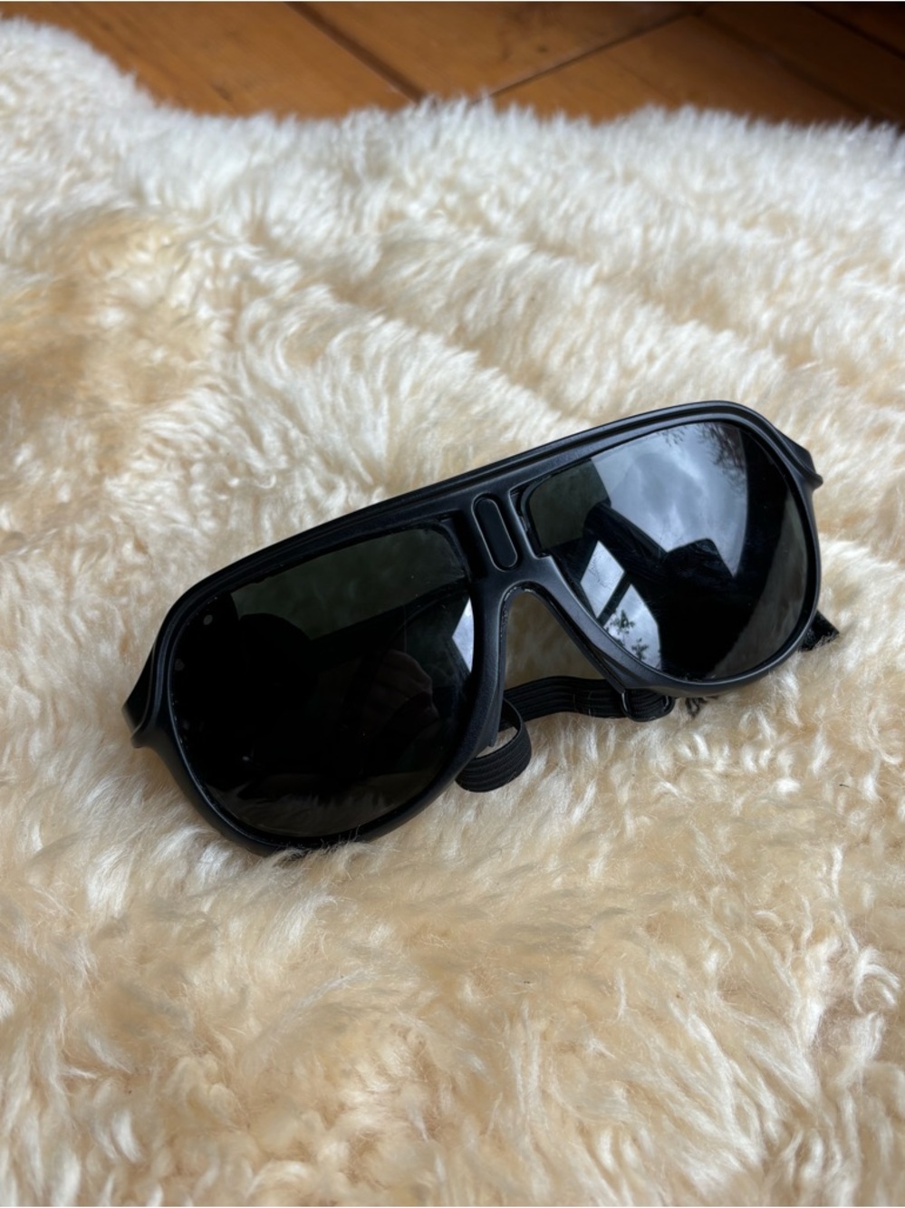 Vintage REI Mountaineering Sunglasses